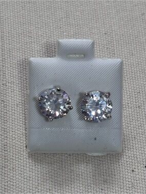 Dazzling White Cubic Zirconia Round Stud Earrings in Silver Tone
